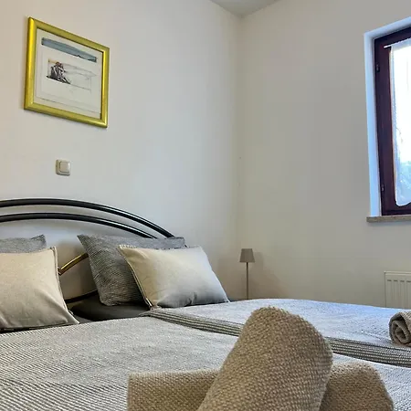 Appartement Mara *